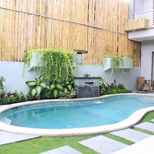 https://rusty-seminyak-seminyak-bali.ubudhotelsnow.com