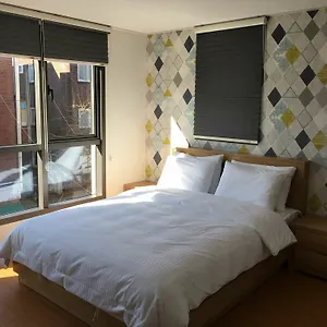 Guest house Crown 88, Seoul