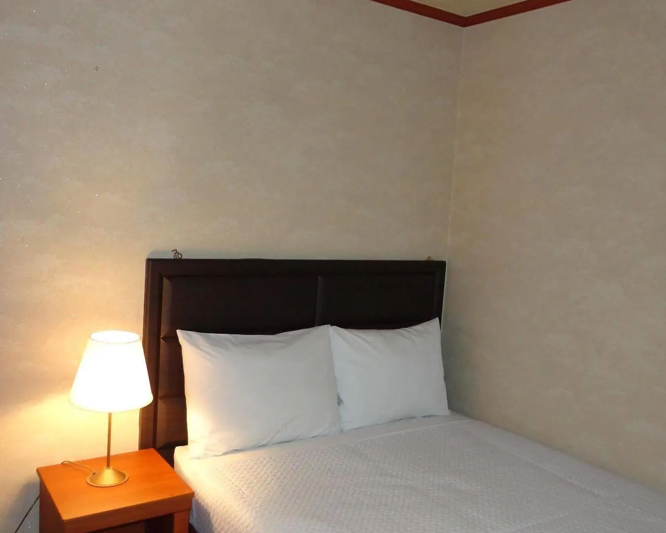 Hotel Zero Seoul 2*,